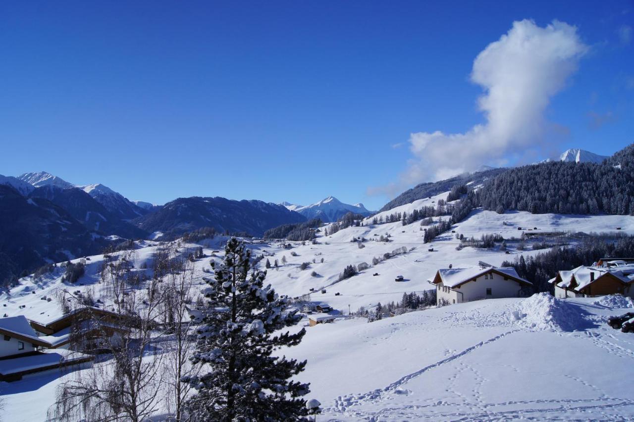 Apart-Hotel Alpinsonnenresidenz Fiss Exteriér fotografie