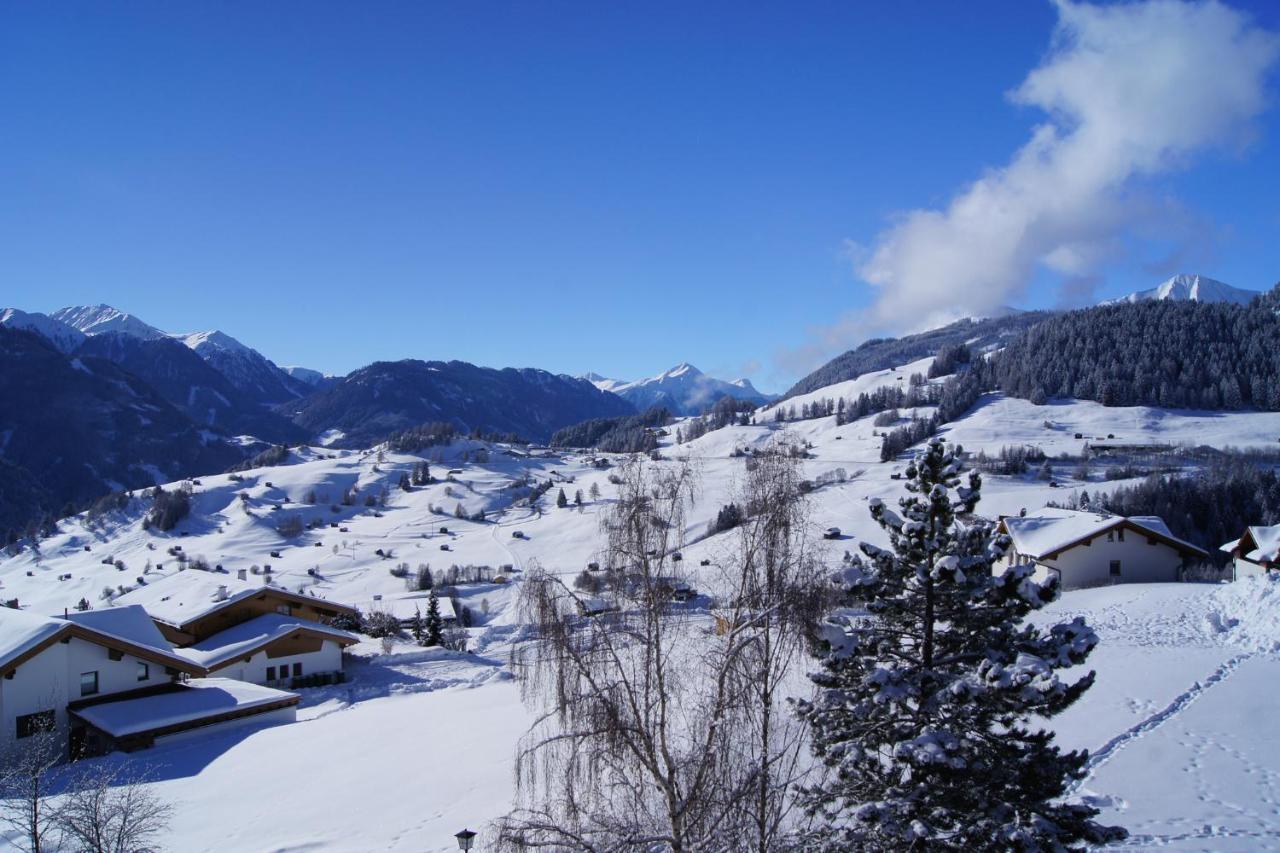 Apart-Hotel Alpinsonnenresidenz Fiss Exteriér fotografie